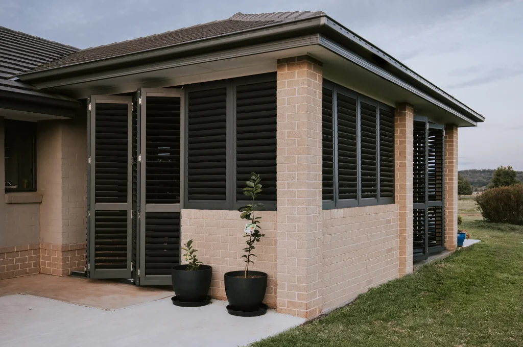 Black aluminium shutters